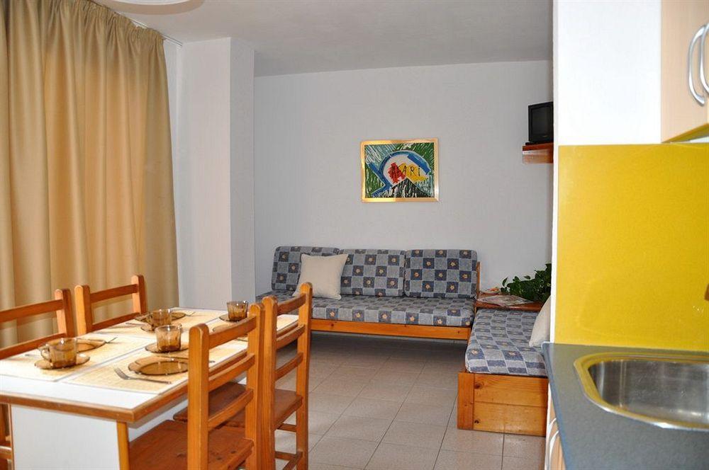 Aparthotel Safari Calella Exterior photo